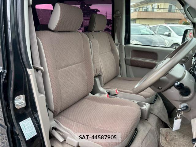 Suzuki EVERY 2012-04 7937284-7