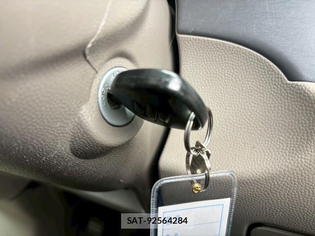 Suzuki EVERY 2012-03 7937285-17