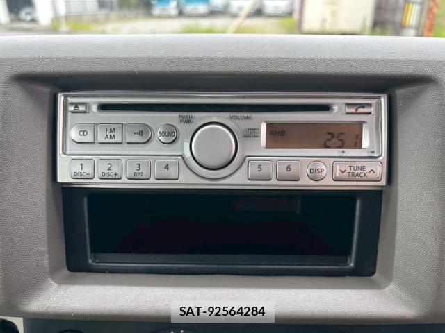Suzuki EVERY 2012-03 7937285-3