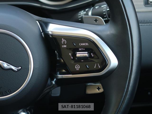 Jaguar F-PACE 2024-05 7934462-4