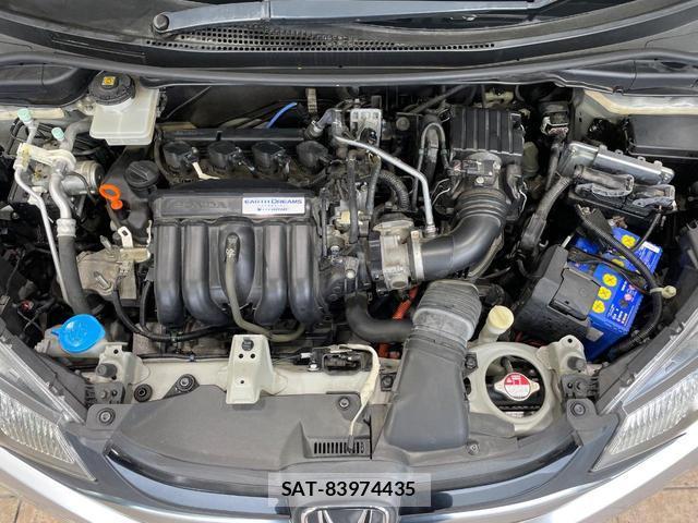 Honda FIT HYBRID 2014-01 7937040-17