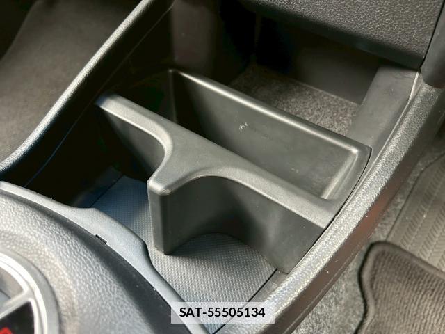 Honda FIT 2013-06 7935478-18