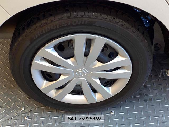 Honda FIT 2024-11 7937076-18