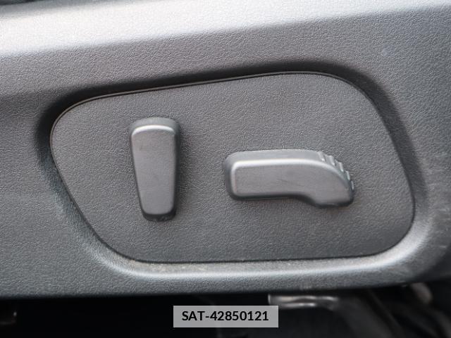 Subaru FORESTER 2018-01 7933813-8