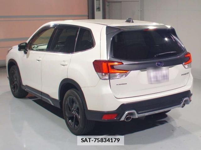 Subaru FORESTER 2022-02 7933896-1