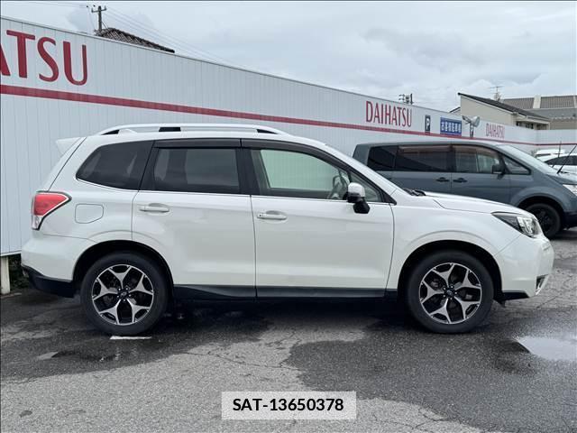 Subaru FORESTER 2015-11 7935034-17