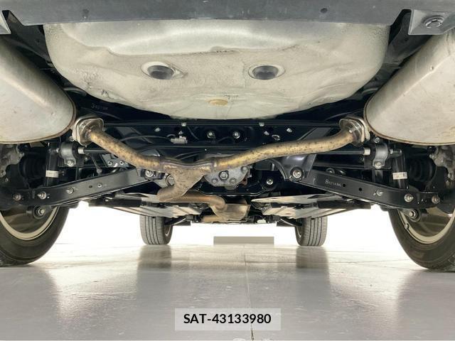Subaru FORESTER 2018-02 7936647-10