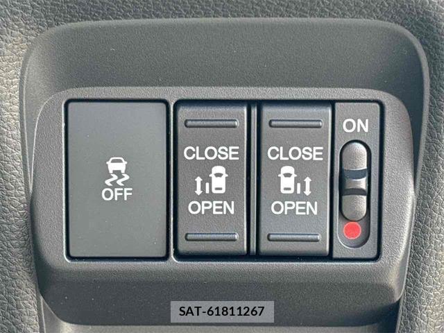Honda FREED 2026-04 7937059-4