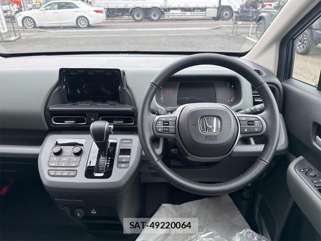 Honda FREED 2026-04 7937093-4