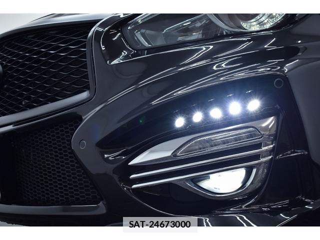 Nissan FUGA 2015-03 7935274-16