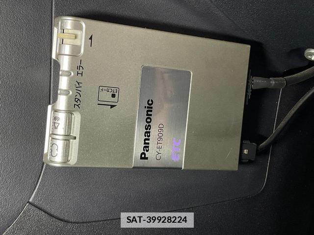 Mitsubishi GALANT FORTIS 2014-12 7936980-4