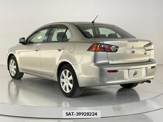 Mitsubishi GALANT FORTIS 2014-12 7936980-7