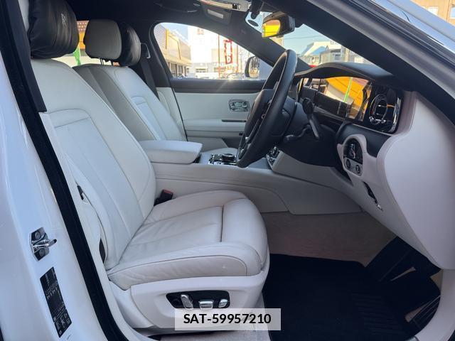 ROLLS-ROYCE GHOST 2021-09 7937437-12