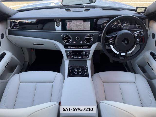 ROLLS-ROYCE GHOST 2021-09 7937437-4