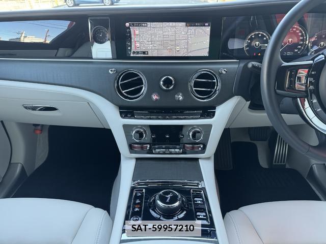 ROLLS-ROYCE GHOST 2021-09 7937437-5