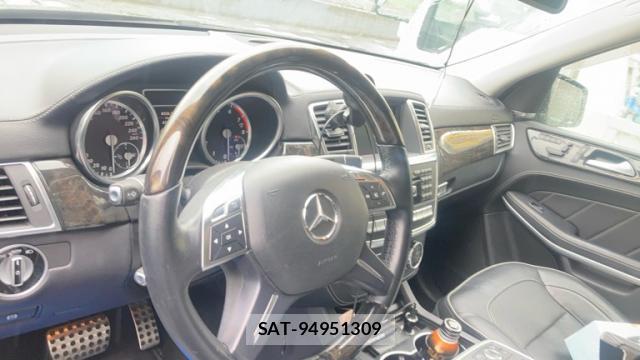 Mercedes Benz GL-CLASS 2013-04 7933999-12