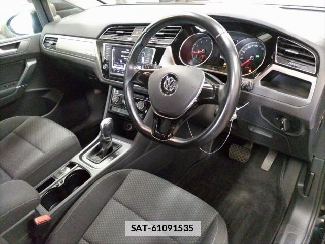 VolksWagen GOLF TOURAN 2016-02 7936516-2