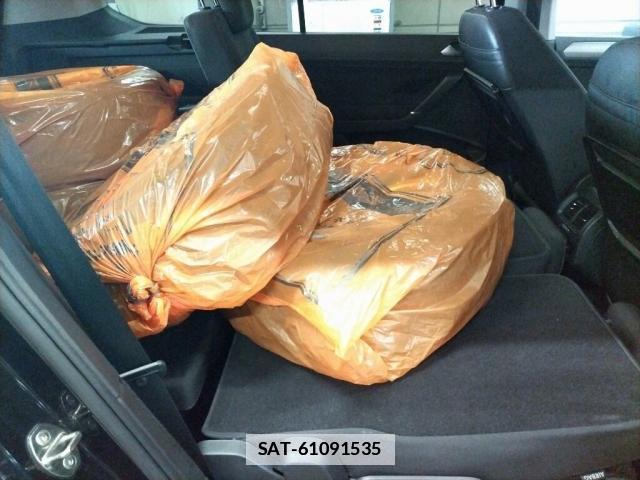 VolksWagen GOLF TOURAN 2016-02 7936516-4