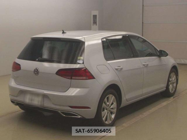 VolksWagen GOLF 2018-05 7935996-4
