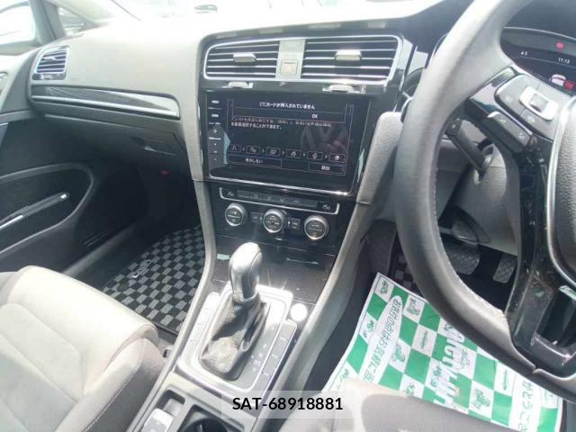 VolksWagen GOLF 2019-09 7936030-3