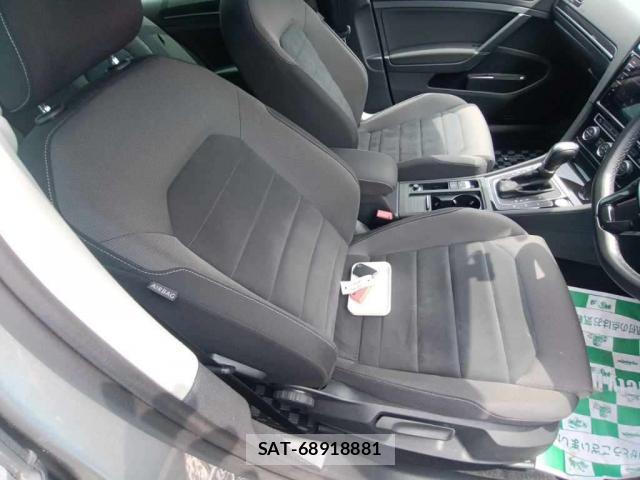 VolksWagen GOLF 2019-09 7936030-5