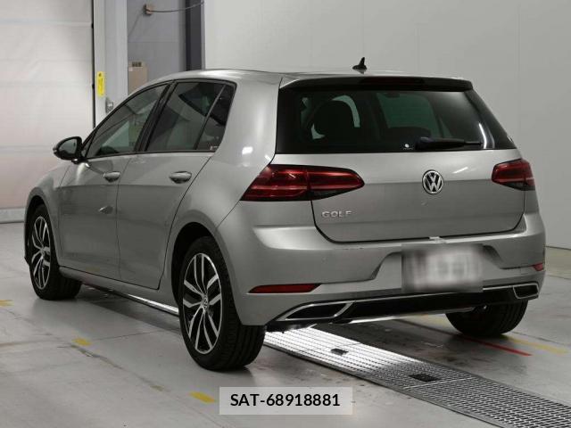 VolksWagen GOLF 2019-09 7936030-7