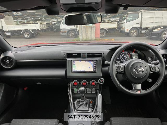 Toyota GR86 2022-01 7936821-2