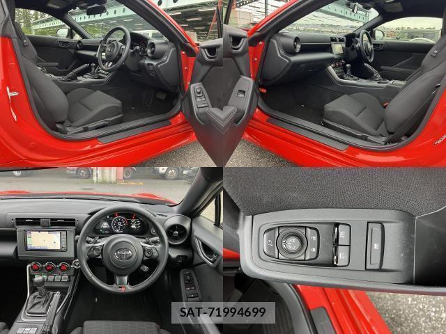 Toyota GR86 2022-01 7936821-5
