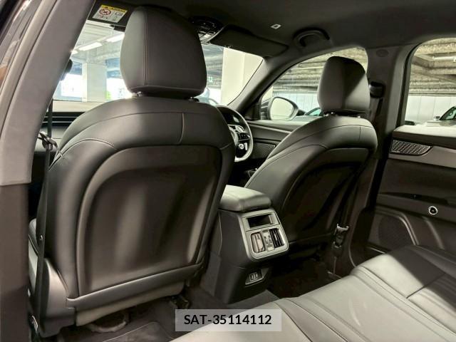 Maserati Grecale 2025-06 7935082-18