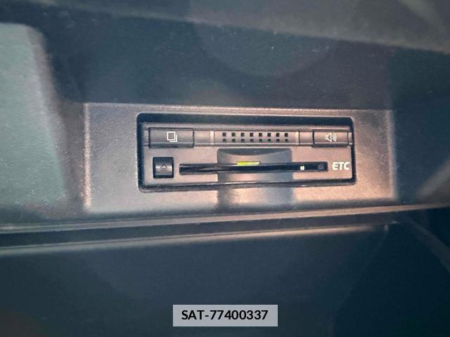 Toyota HARRIER 2015-09 7933950-4