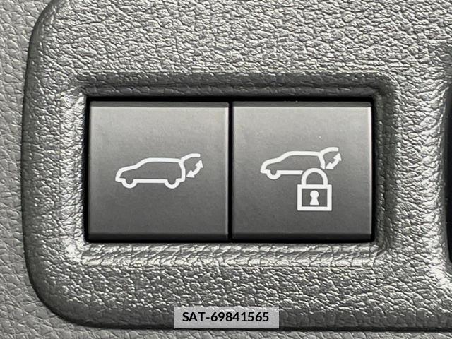 Toyota HARRIER 2022-09 7934123-5