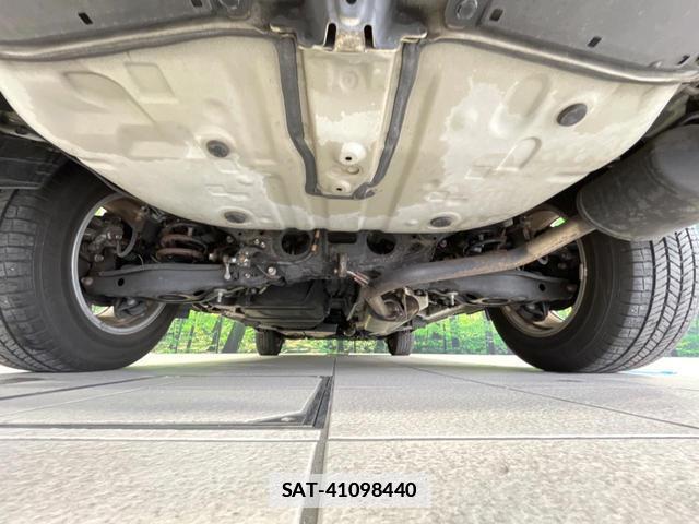 Toyota HARRIER 2016-06 7935239-18