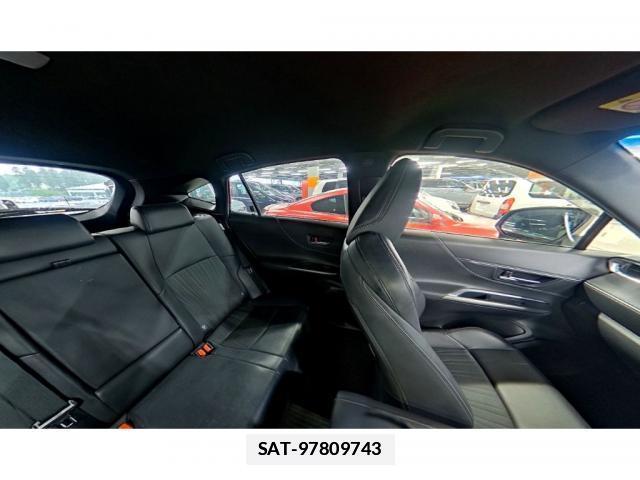 Toyota HARRIER 2020-11 7936624-6