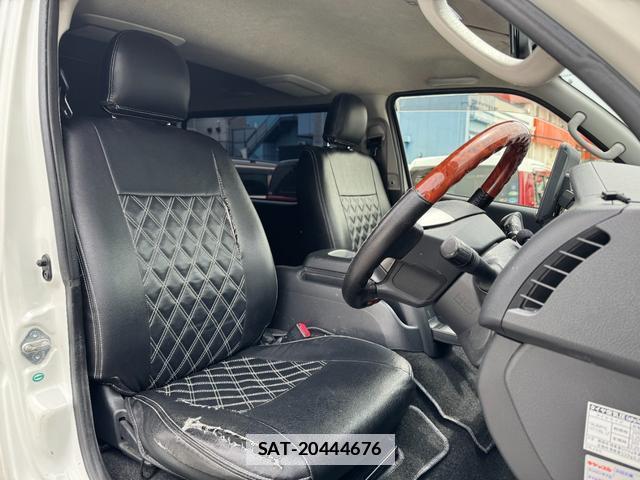 Toyota HIACE VAN 2014-09 7934080-14