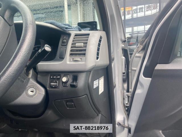 Toyota HIACE VAN 2008-03 7934680-8