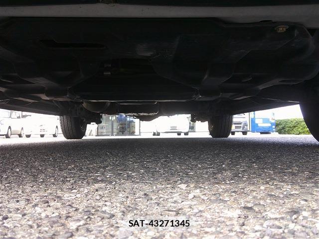 Toyota HIACE VAN 2022-02 7935132-17