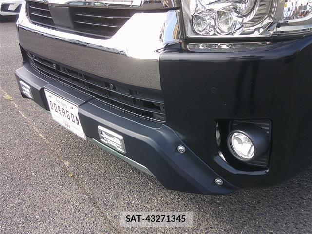 Toyota HIACE VAN 2022-02 7935132-9
