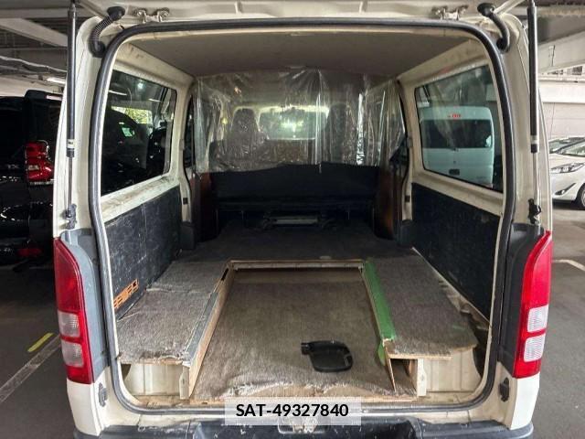 Toyota HIACE VAN 2016-08 7936040-2