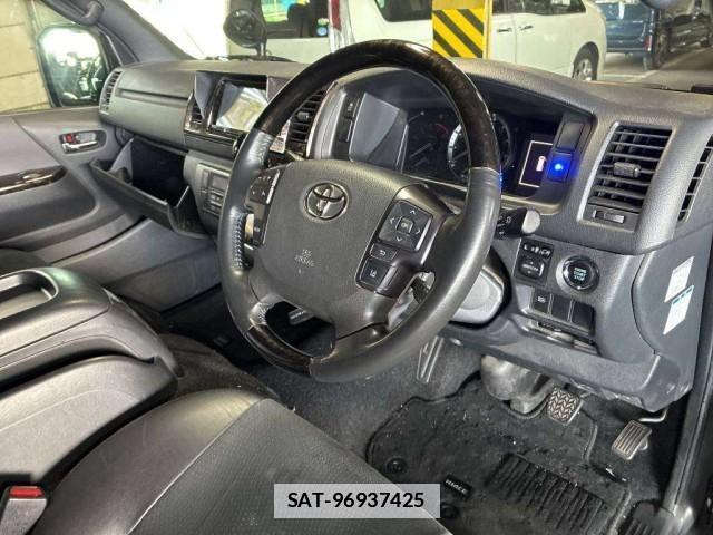 Toyota HIACE VAN 2021-03 7936041-3
