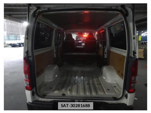 Toyota HIACE VAN 2018-10 7936407-2