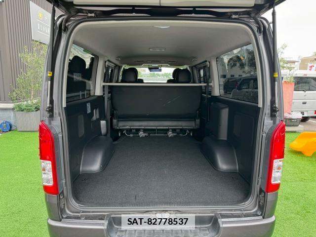 Toyota HIACE VAN 2018-05 7936635-13