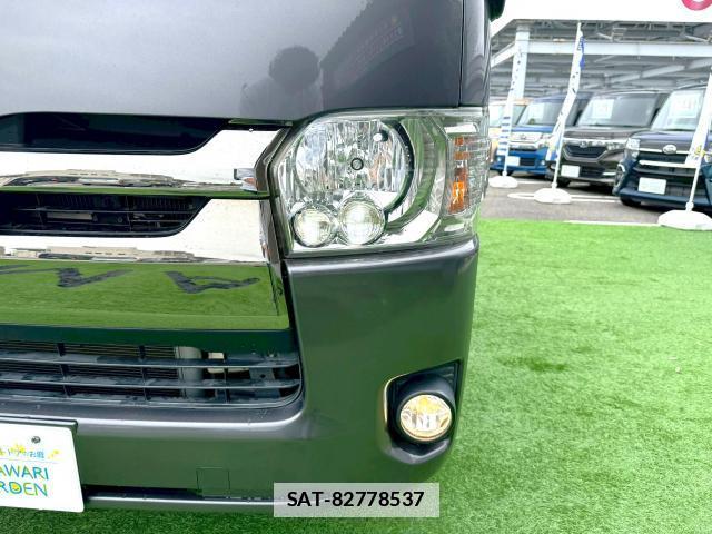 Toyota HIACE VAN 2018-05 7936635-14