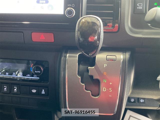 Toyota HIACE VAN 2026-05 7936944-10