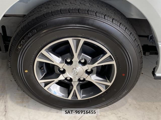 Toyota HIACE VAN 2026-05 7936944-19