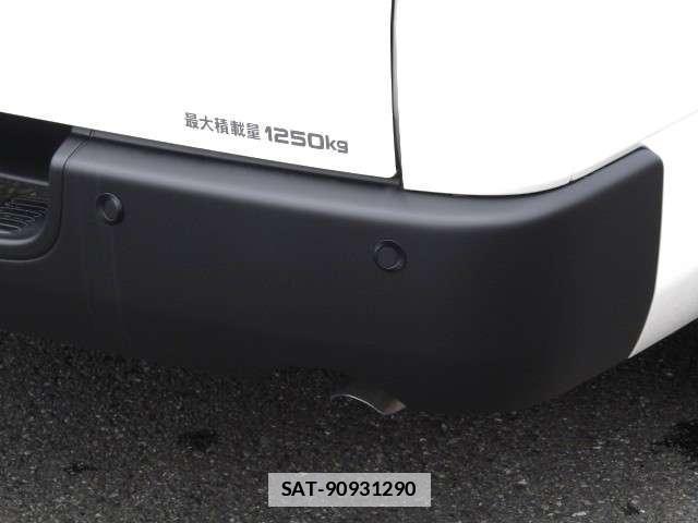 Toyota HIACE VAN 2026-05 7937213-12