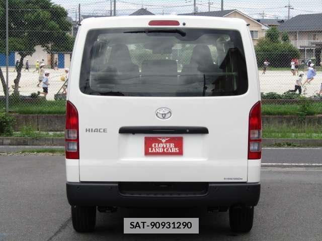 Toyota HIACE VAN 2026-05 7937213-5