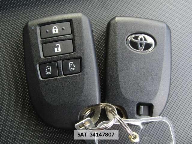 Toyota HIACE VAN 2026-03 7937218-10