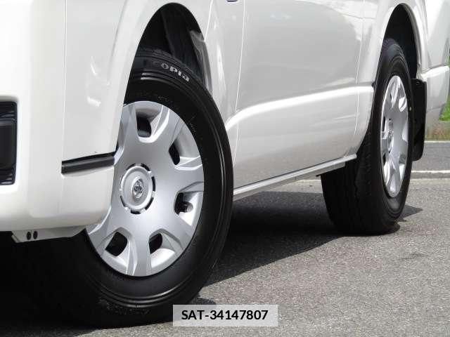 Toyota HIACE VAN 2026-03 7937218-8