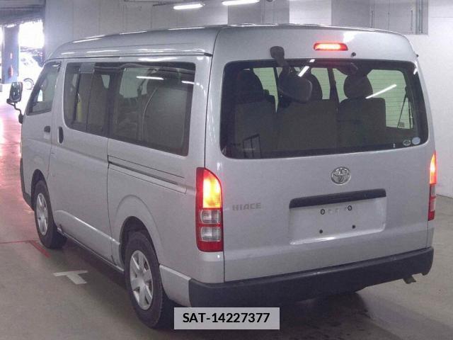 Toyota HIACE WAGON 2012-04 7936567-1
