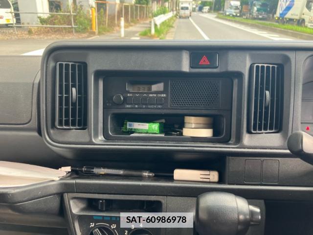 Daihatsu HIJET CARGO 2019-05 7934763-17